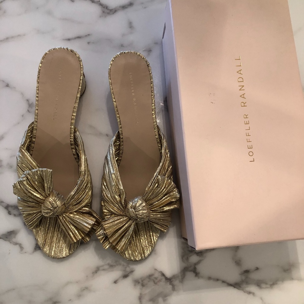 Loeffler Randall- Emilia Pleated Knot Heel 10.5